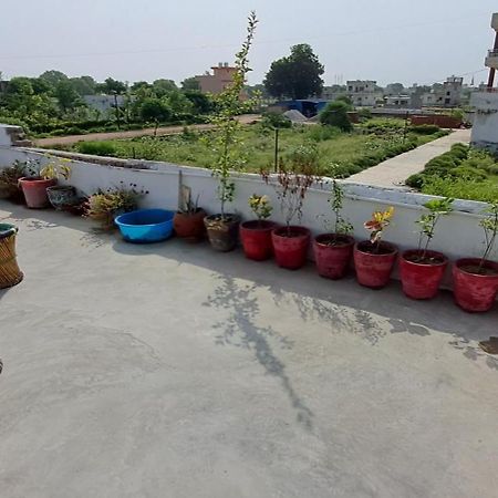 Vrinda Homestay Vrindāvan Exterior foto